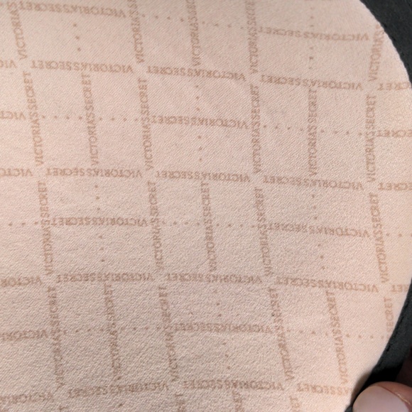 Victoria Secret Bra - Picture 5 of 6